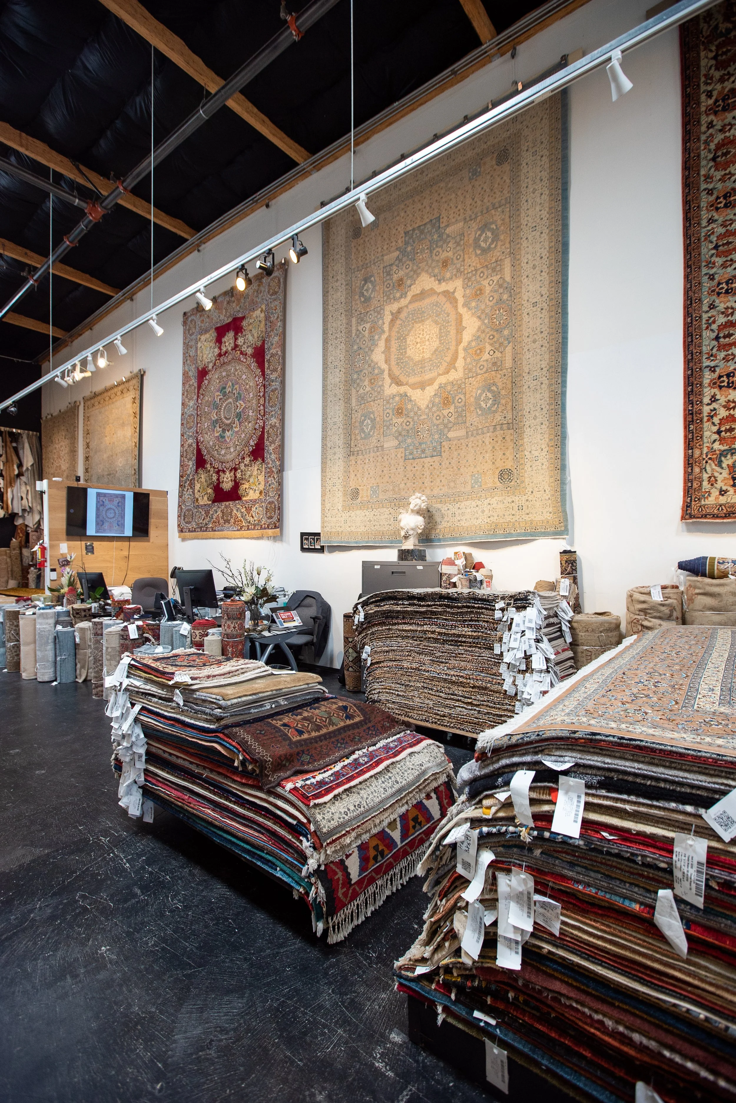 The Oriental Carpet — Menlo Park Design District